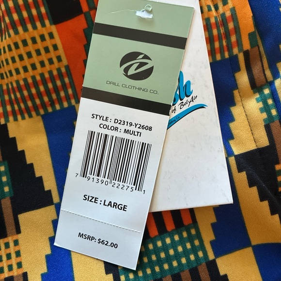 Colorful Geometric Pattern Shirt - Large - Picture 2 of 2